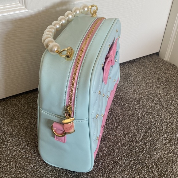 Cinderella 70th anniversary Disney Loungefly Handbag - Picture 4 of 10